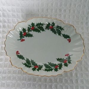 Ranmaru Ivory Holly Dish